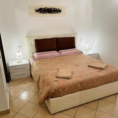 Casa Dei Fiori 2 Daire Somma Lombardo Dış mekan fotoğraf