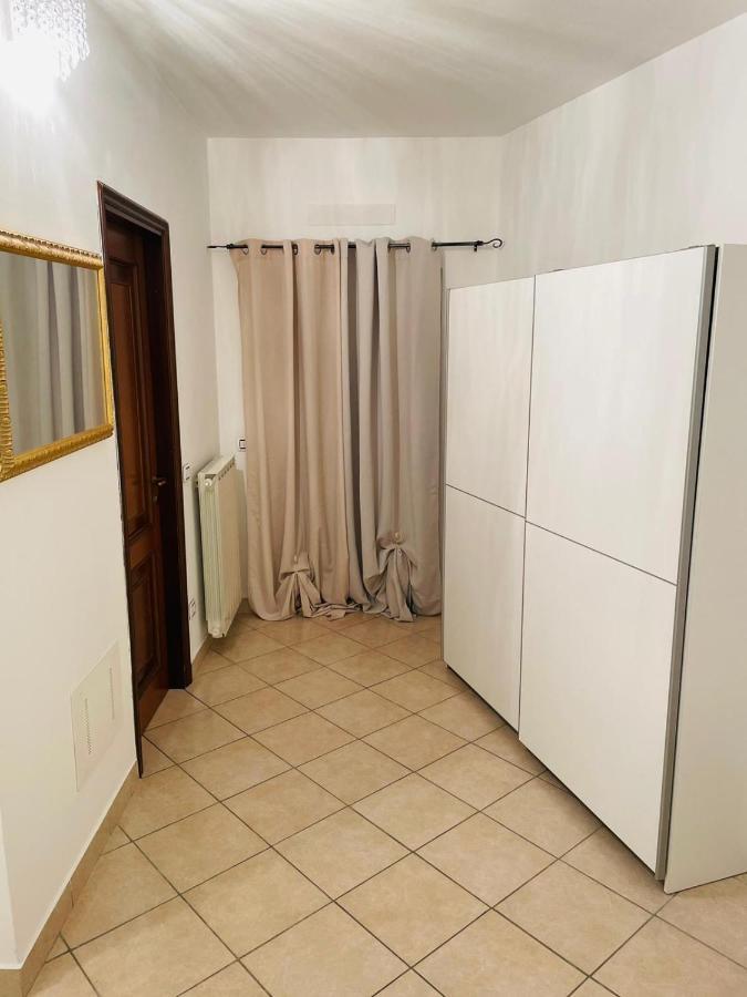 Casa Dei Fiori 2 Daire Somma Lombardo Dış mekan fotoğraf